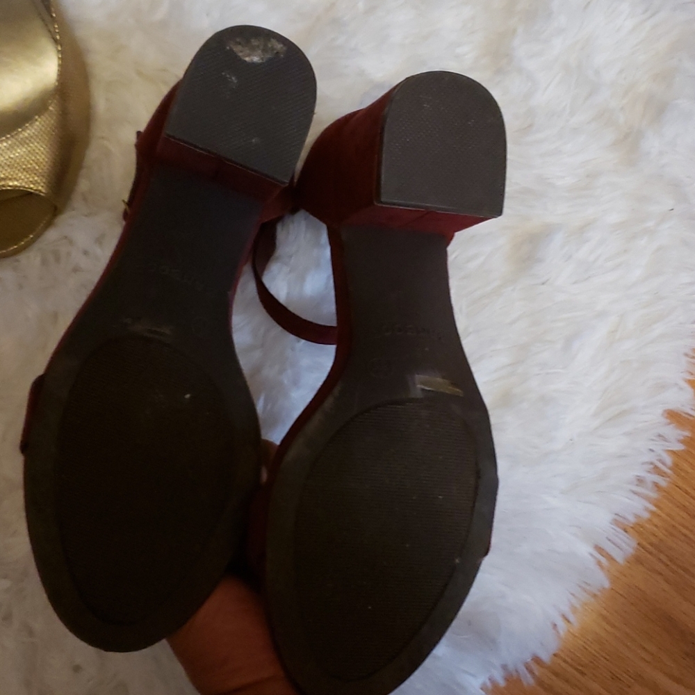 Shoes - Picture 2 of 2